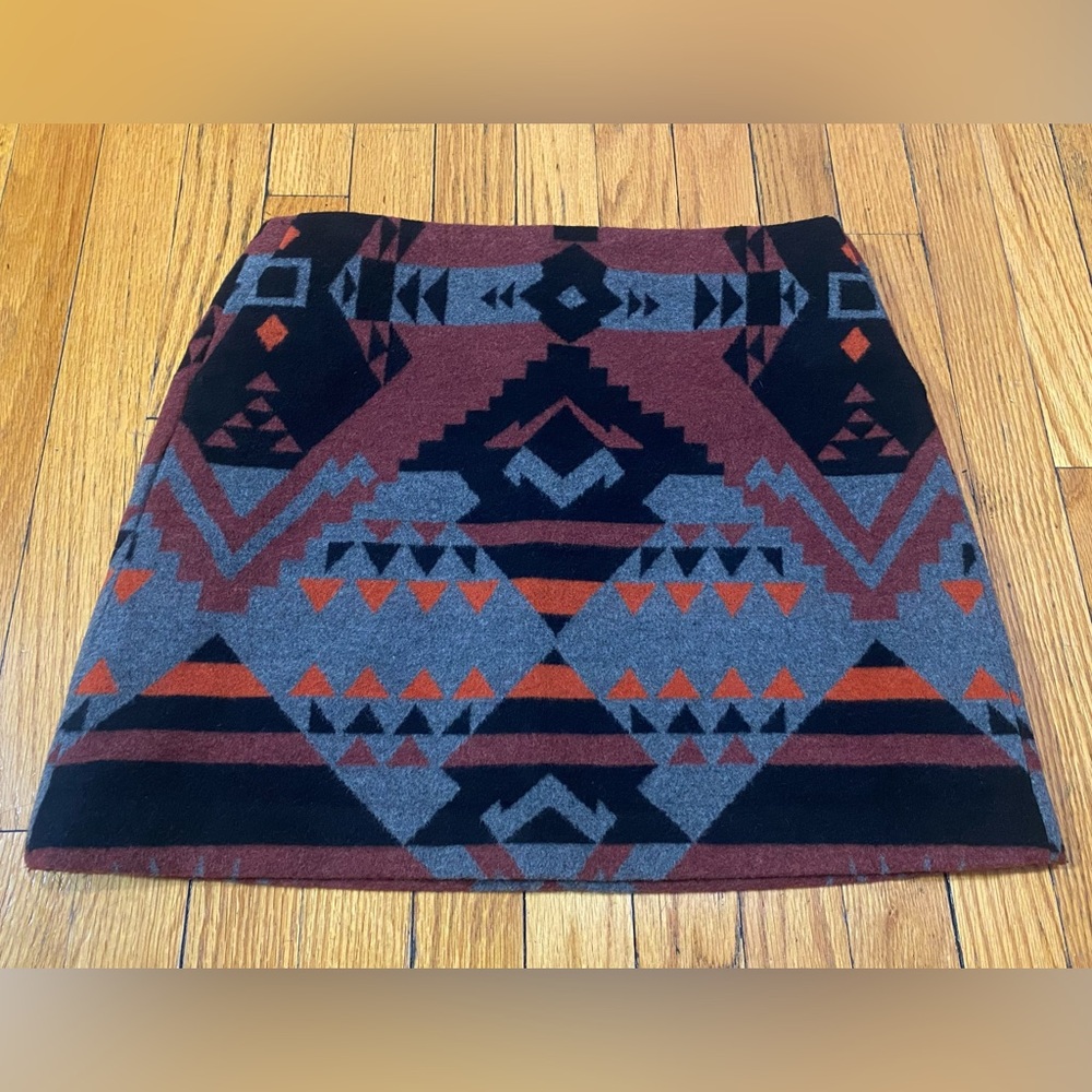 [Sale] GAP: Patterned mini skirt